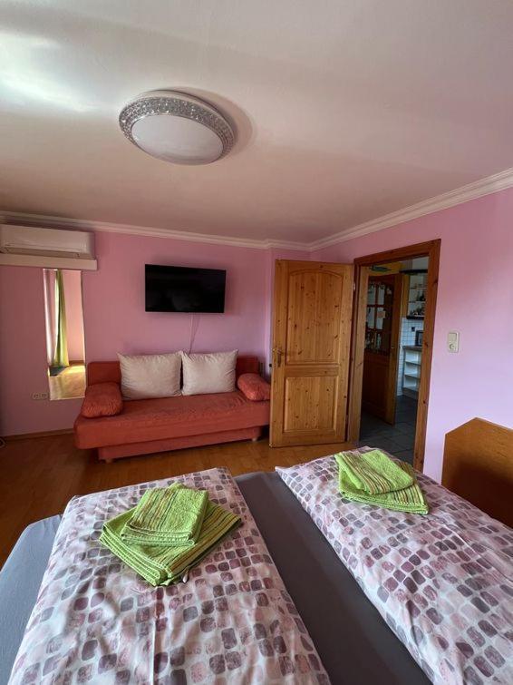 Apartment Elena Gedersdorf Екстериор снимка